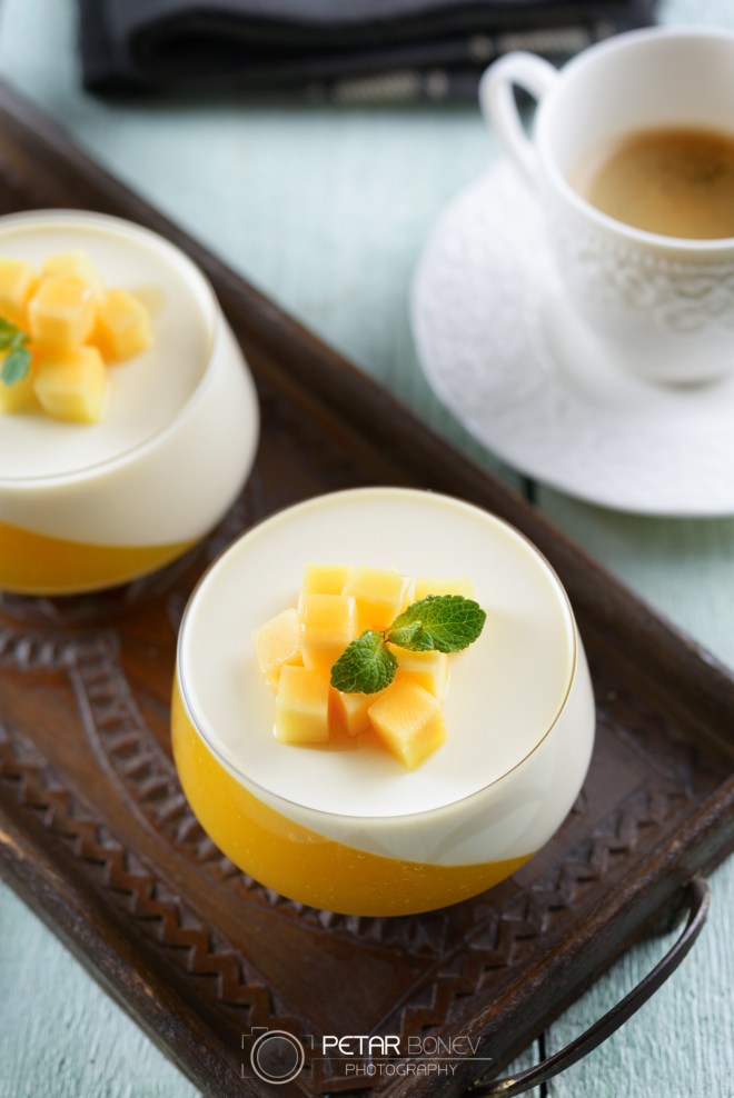 Panna cotta and mango dessert